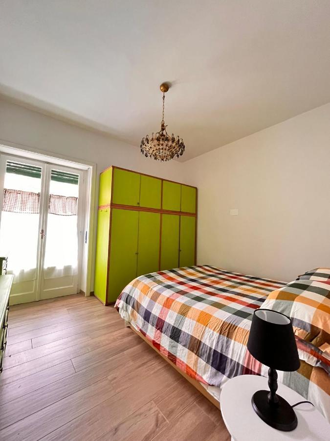 Rainbow In Salerno Apartment Extérieur photo